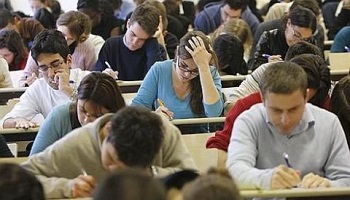 Etudiants : êtes-vous pour pour les examens après les jours de fête ?