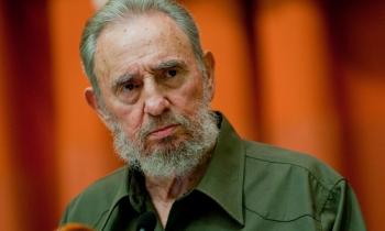 Trouvez-vous normal que Fidel Castro soit reçu en France ?
