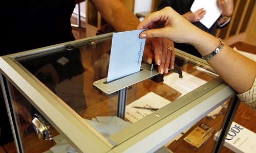 Qui passera en premier au premier tour des élections ?