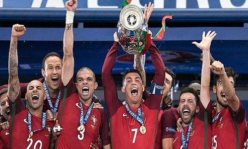 Pourquoi les français n'acceptent pas la victoire du Portugal ?