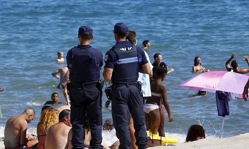 Que pensez-vous de l'interdiction du burkini sur certaines plages françaises ?