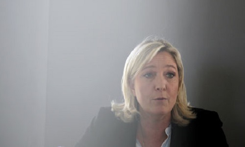 Trouvez-vous normal que les banques ne veulent pas prêter à Marine Le Pen pour sa campagne 2017 ?