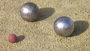 Pratiquez-vous la pétanque ?
