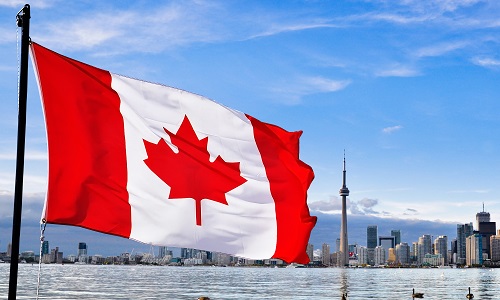 Est-ce que le Canada devrait couper ses liens avec la monarchie britannique?