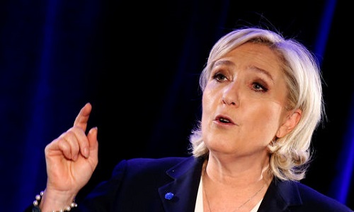 Pensez-vous que Marine le Pen doit abandonner la campagne Présidentielle ?